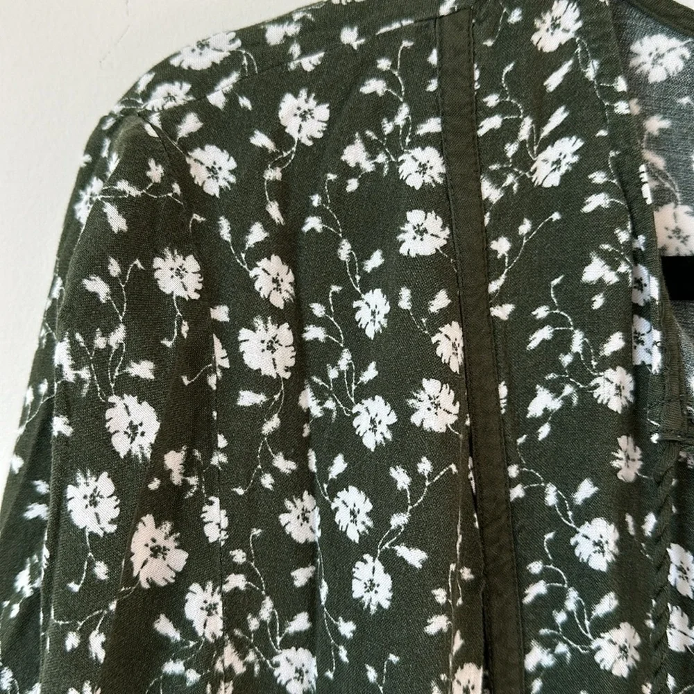 H&M Dark Green Ditsy Floral Dress Size US 12 - Picture 2 of 6